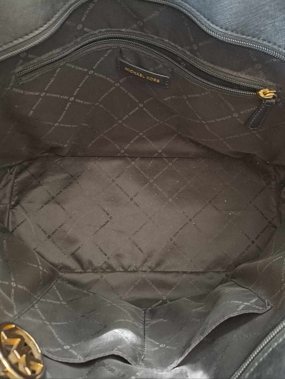 Michael Kors Large Black Saffiano Tote + Matching Wristlet Wallet Set EUC - Picture 4 of 7